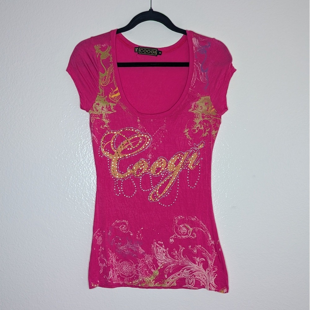 Coogi Womens Pink Rhinestone Logo Graphic Short Sleeve Scoop Neck Top Size M